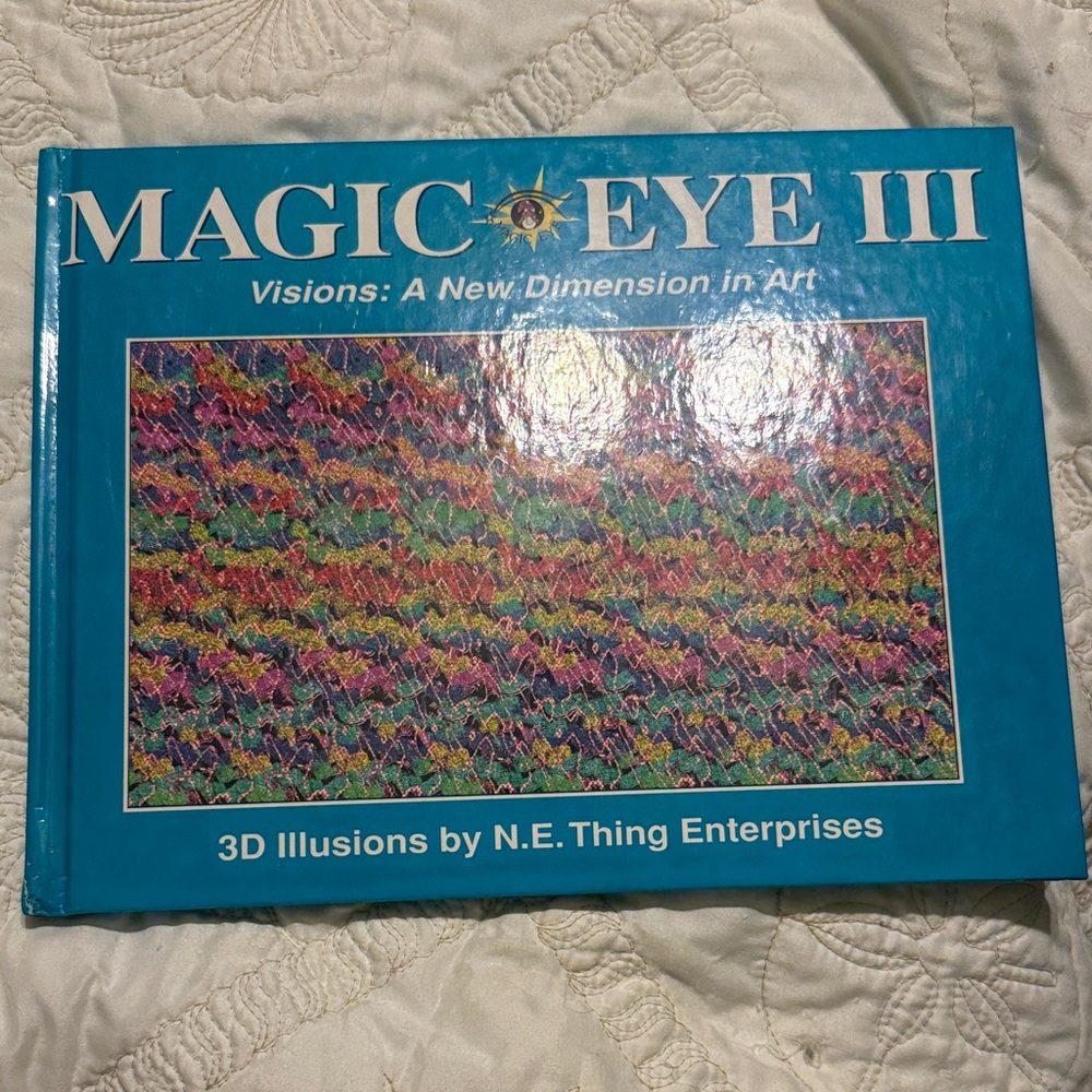Y2K Magic Eye III 3D Illusions Book